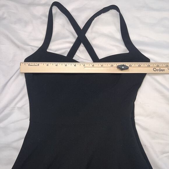Likely Remington Dress Size 0 Black Fit & Flare Mini Cross Back Party Cocktail - Picture 11 of 16